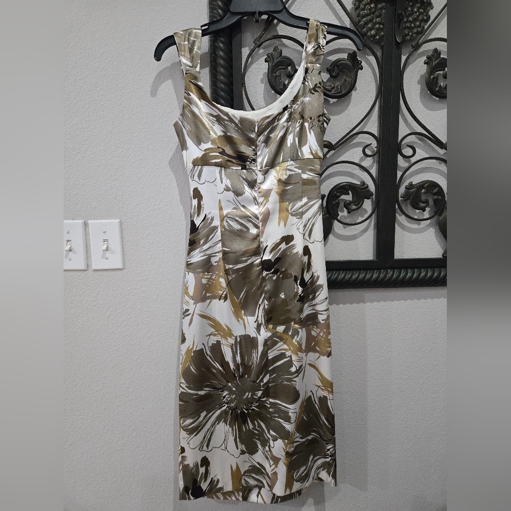 London Times Floral Satin Midi Dress - Picture 8 of 10